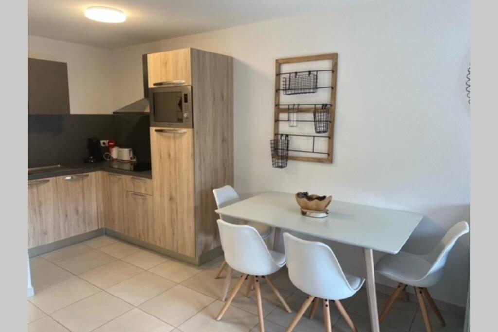 Appartement De Charme Dans Residence Avec Piscine La Joue Du Loup Saint-Étienne-en-Dévoluy Zewnętrze zdjęcie